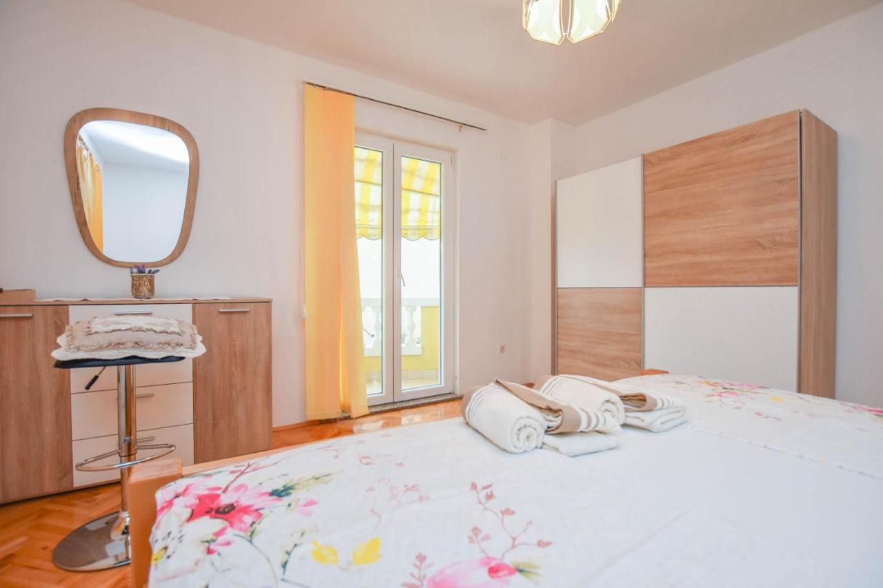 ביוגראד נה מורו Apartments Dandelion מראה חיצוני תמונה