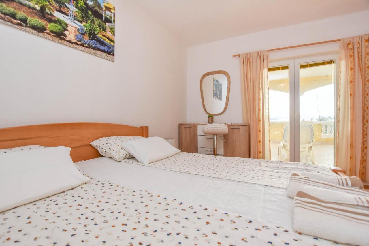 ביוגראד נה מורו Apartments Dandelion מראה חיצוני תמונה