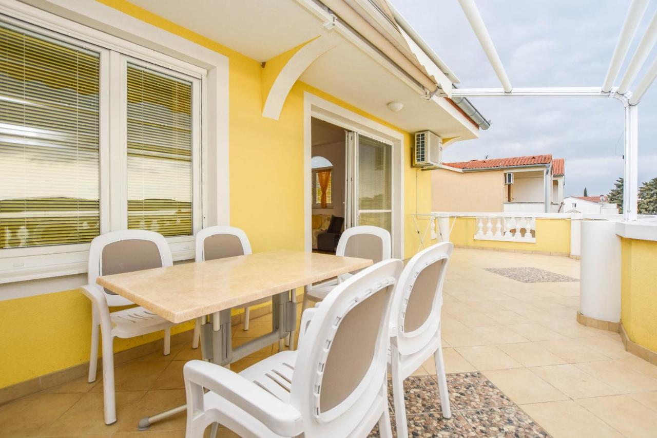 ביוגראד נה מורו Apartments Dandelion מראה חיצוני תמונה