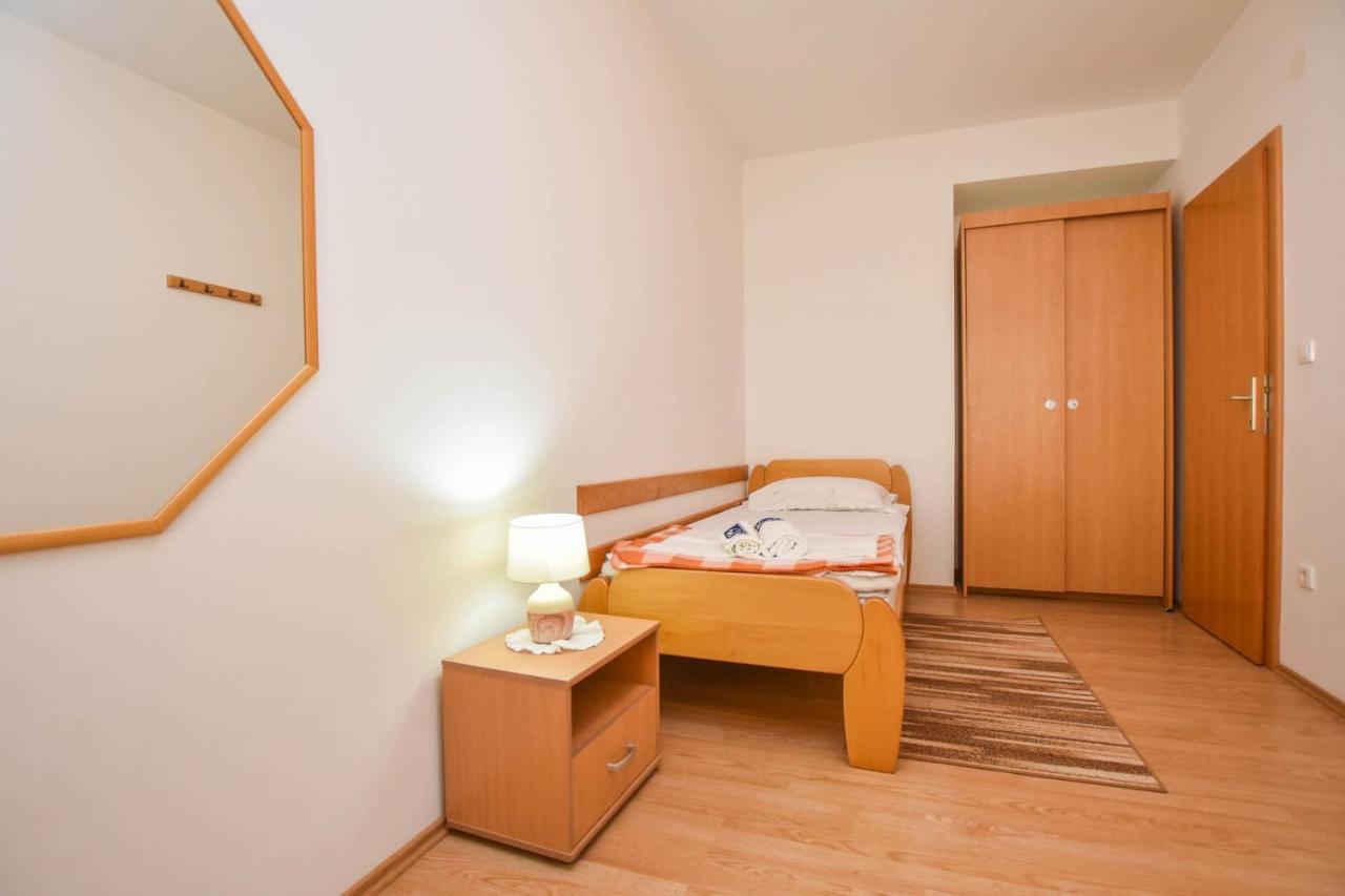 ביוגראד נה מורו Apartments Dandelion מראה חיצוני תמונה