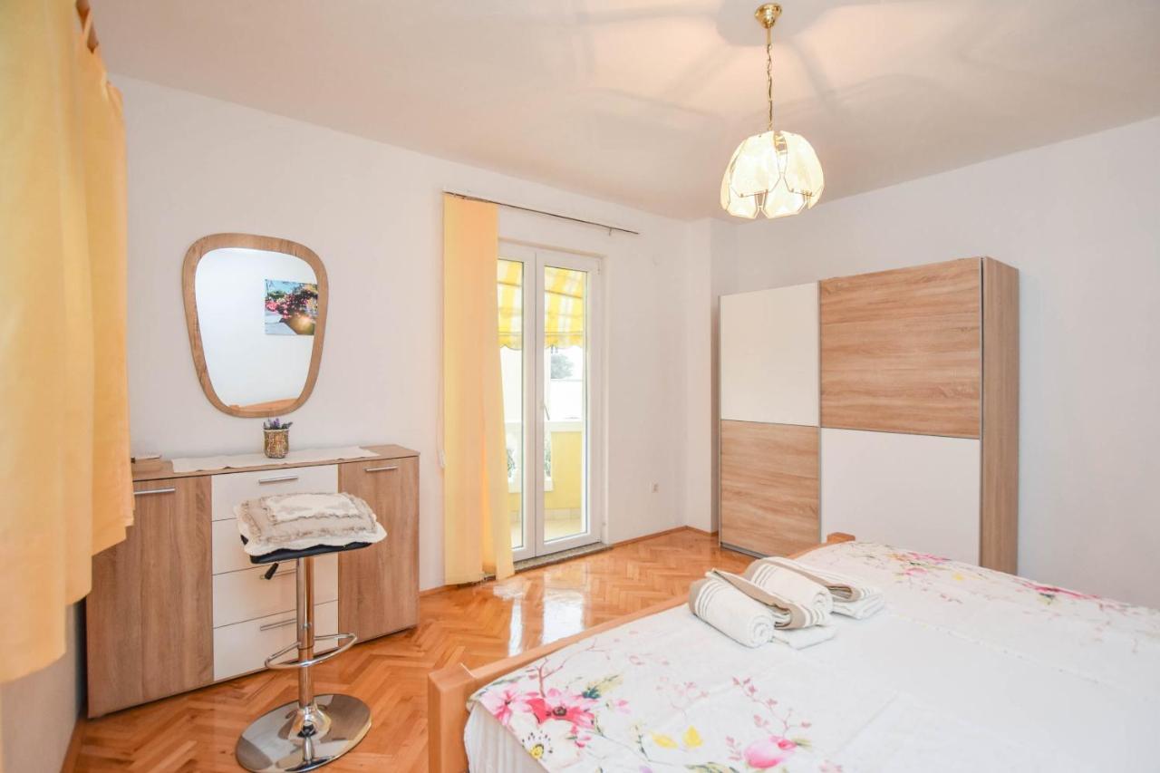 ביוגראד נה מורו Apartments Dandelion מראה חיצוני תמונה