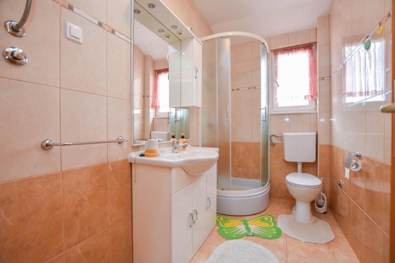 ביוגראד נה מורו Apartments Dandelion מראה חיצוני תמונה