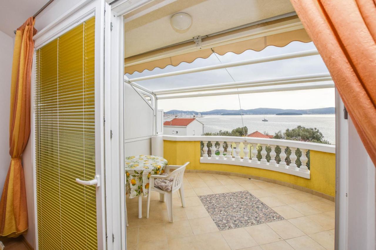 ביוגראד נה מורו Apartments Dandelion מראה חיצוני תמונה