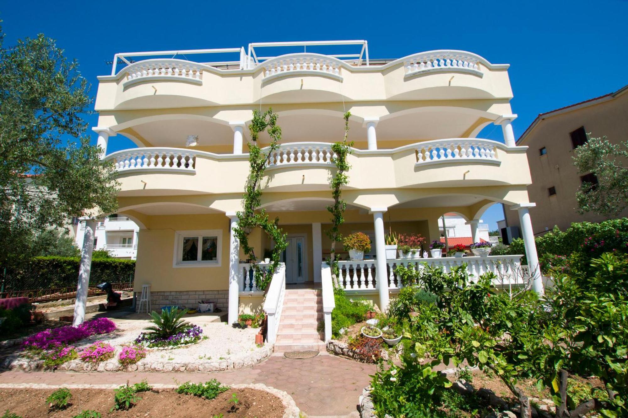 ביוגראד נה מורו Apartments Dandelion מראה חיצוני תמונה